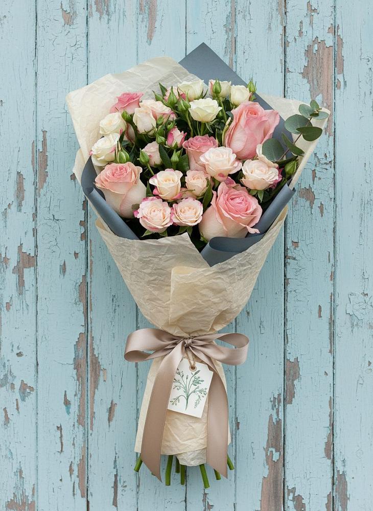 Букет цветов из: Розы в Онгудай