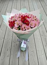 Букет цветов из:  Альстромерии в Онгудай