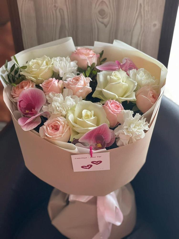 Букет цветов из: Орхидеи, Розы и Гвоздики в Онгудай