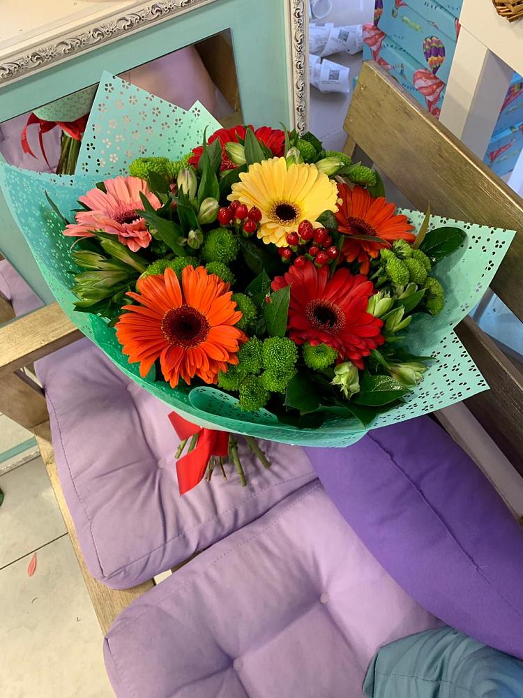 Букет цветов из: Герберы, Хризантемы и Альстромерии в Онгудай