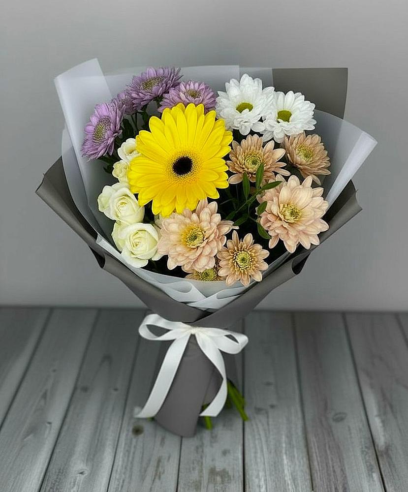 Букет цветов из: Розы, Герберы и Хризантемы в Онгудай