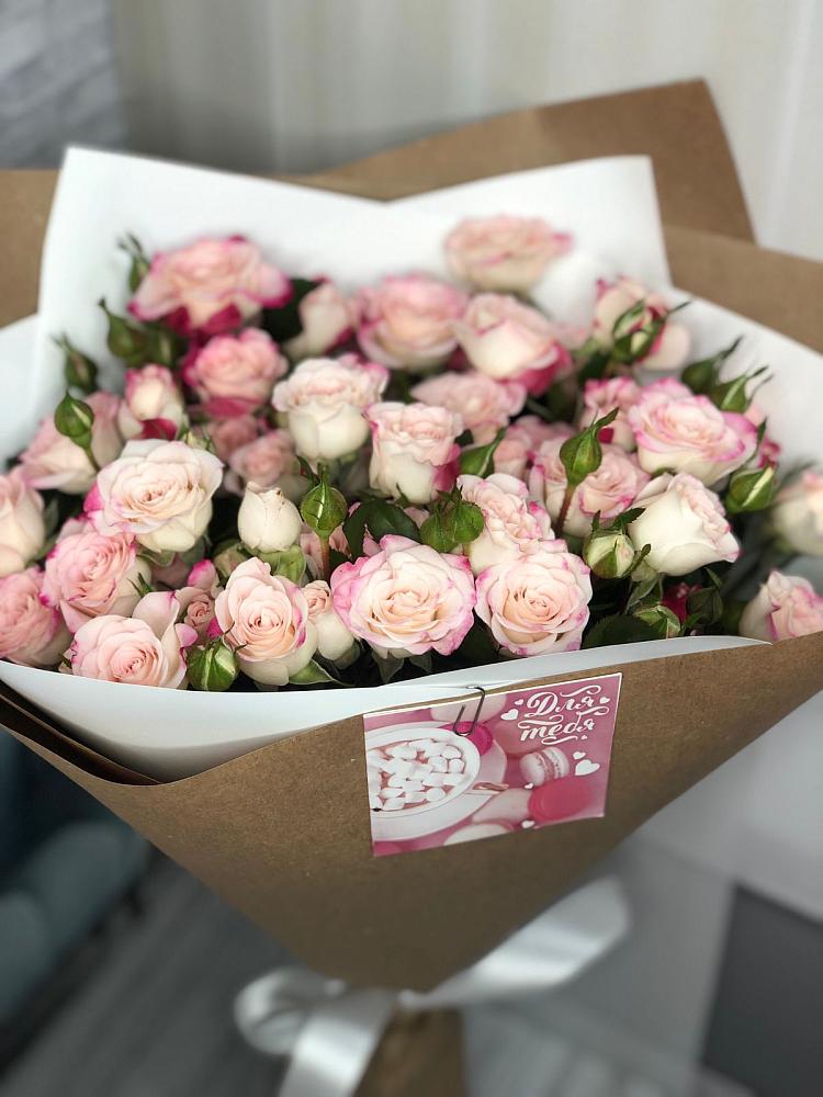 Букет цветов из: Розы в Онгудай