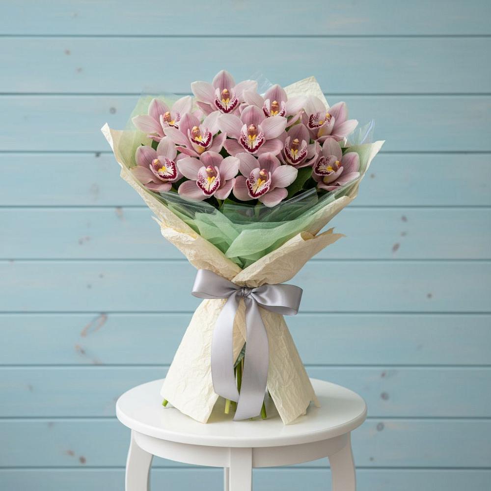 Букет цветов из: Орхидеи и Розы в Онгудай