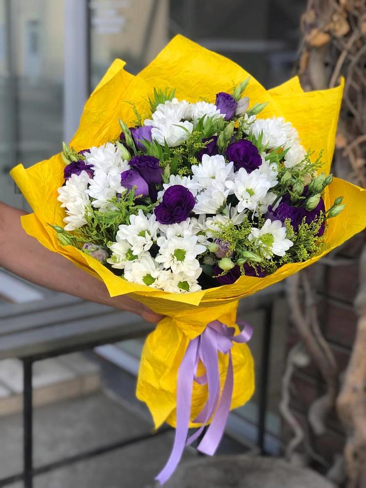 Букет цветов из: Ирисы, Хризантемы и Ромашки в Онгудай