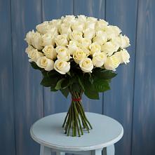 Букет 51 Белая роза Эдлесс Лав в Онгудай