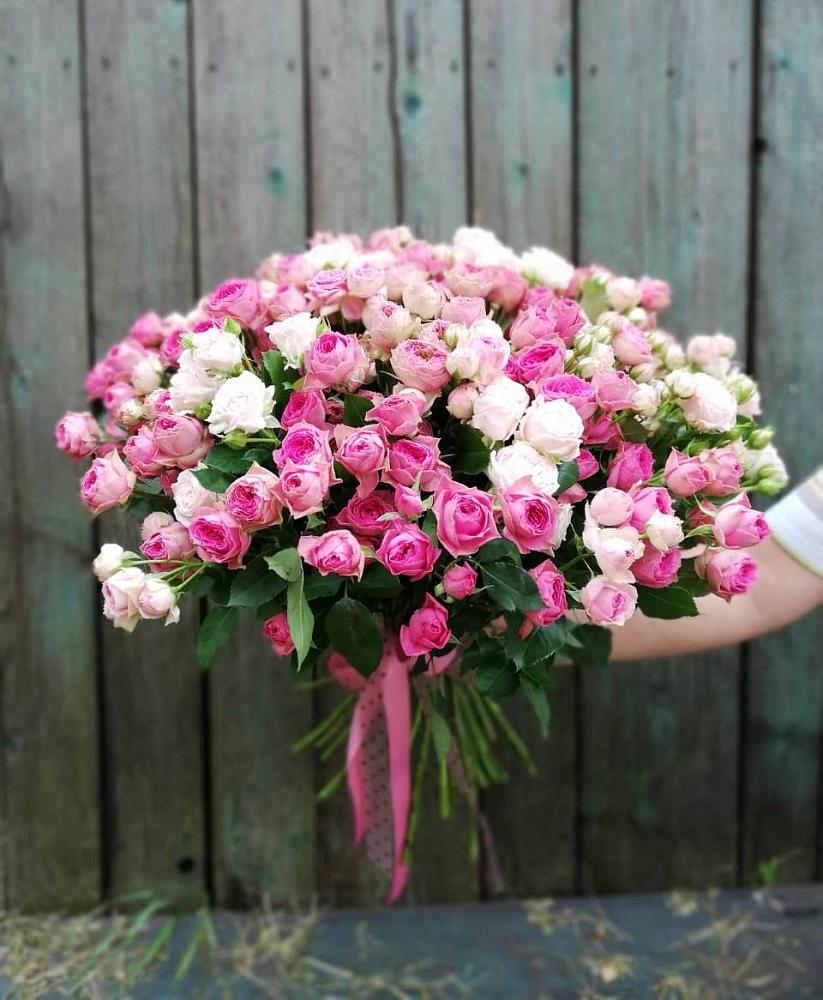 Букет Розовые кустовые розы Натали и Лав Лидия в Онгудай