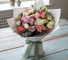 Букет цветов из:  Розы, Лизиантусы и Гвоздики #REPLACE_PRED# Онгудай